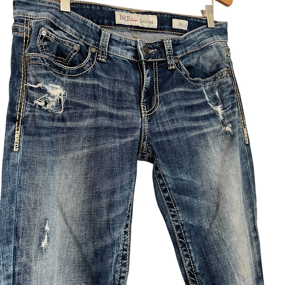 BKE Distressed Cropped Jeans - Picture 2 of 8